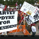 Illustration for article titled Harvey Updyke For President: Your Iron Bowl emCollege GameDay/em Roundup